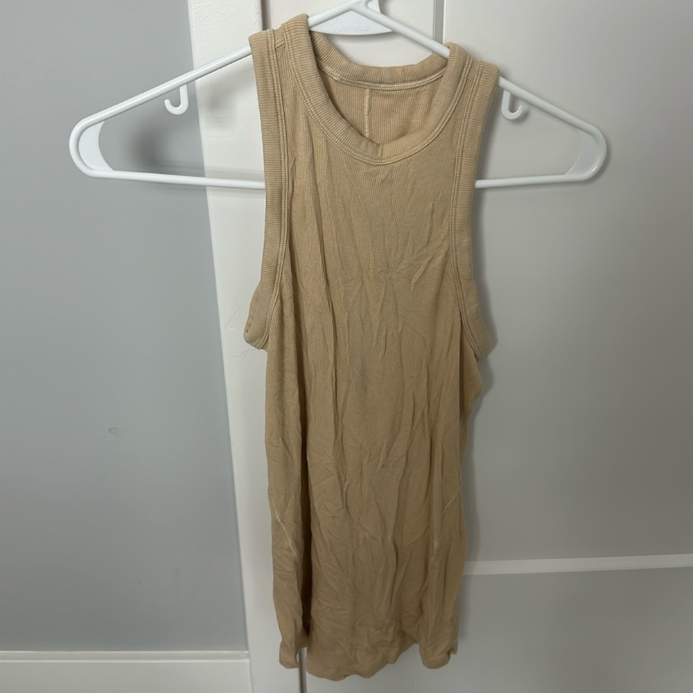 Lululemon nude tank top